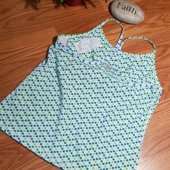 Lands end work out top med - Picture 2 of 6